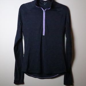 Athleta medium navy pullover